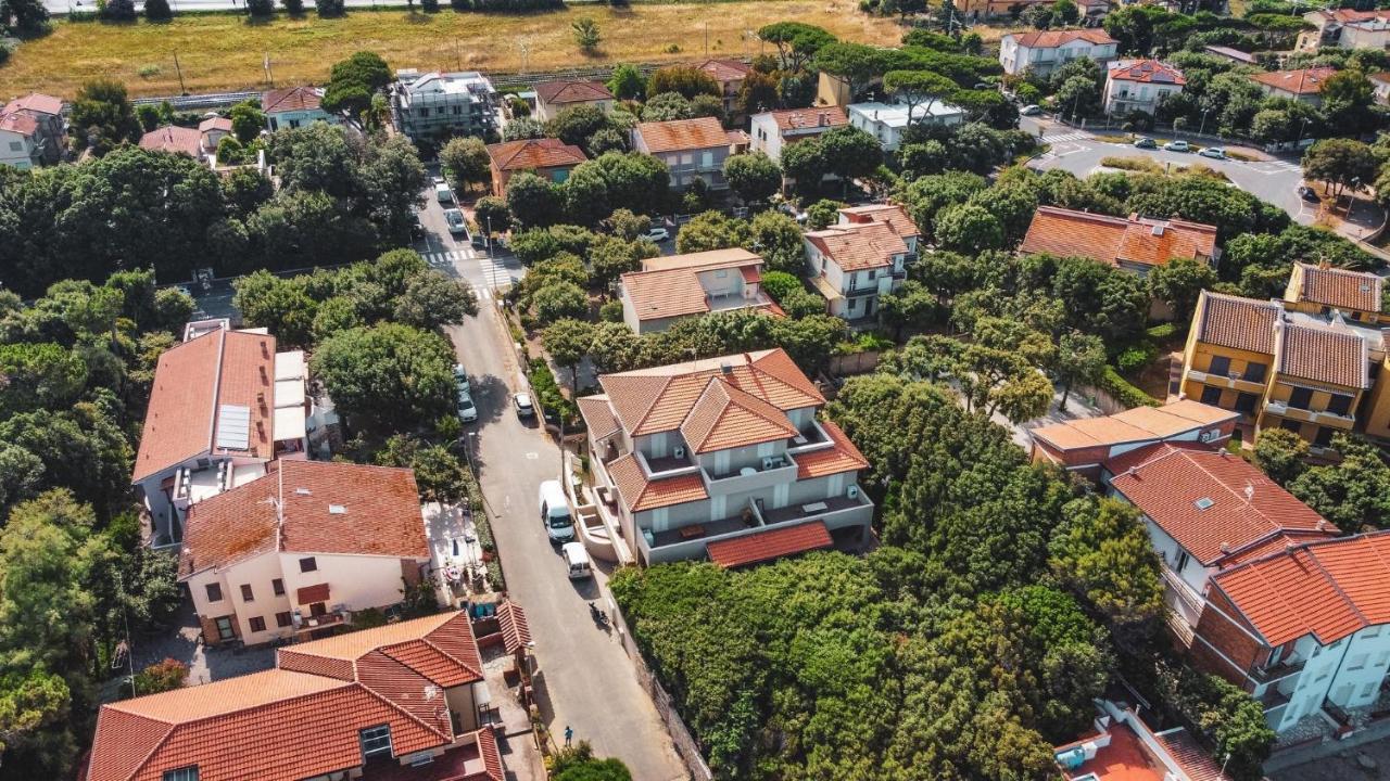 Zefiro Apartments San Vincenzo Kültér fotó