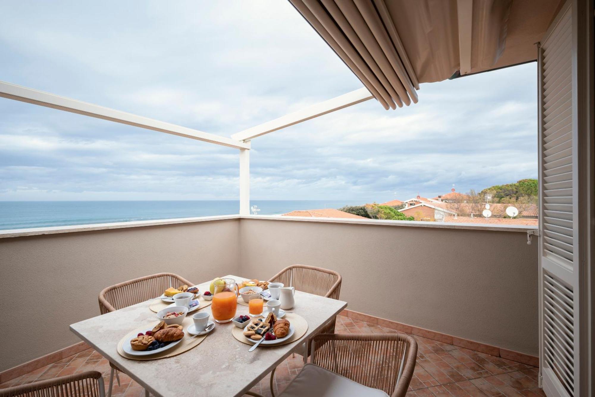 Zefiro Apartments San Vincenzo Kültér fotó